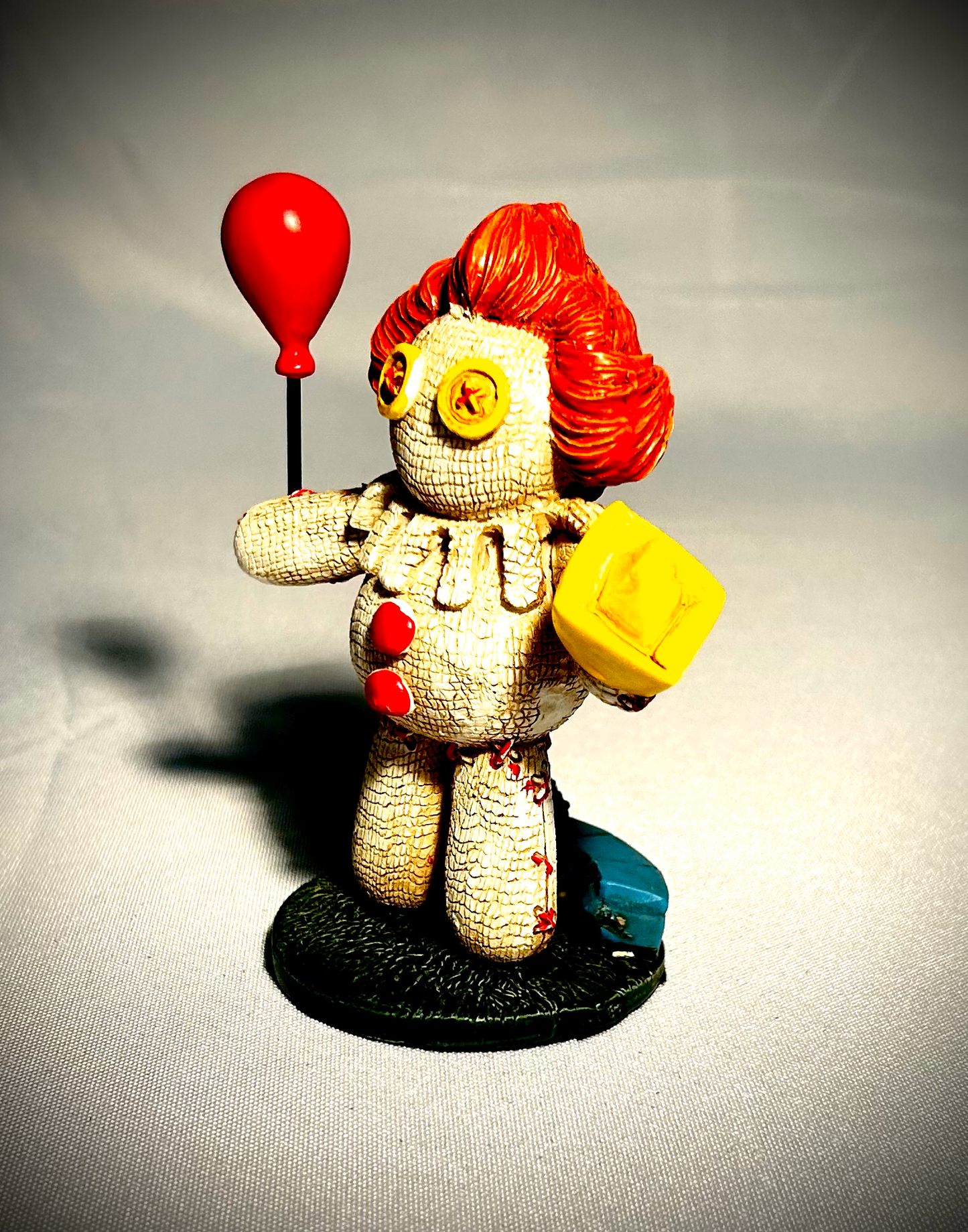 Pinhead Pennywise