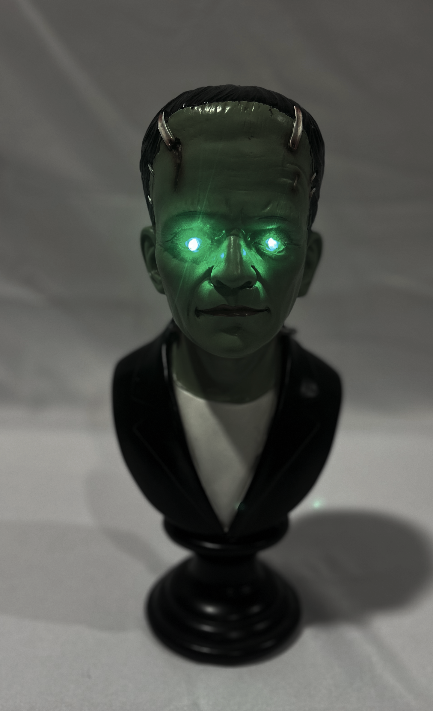 Frankenstein Bust with&nbsp;LED Eyes